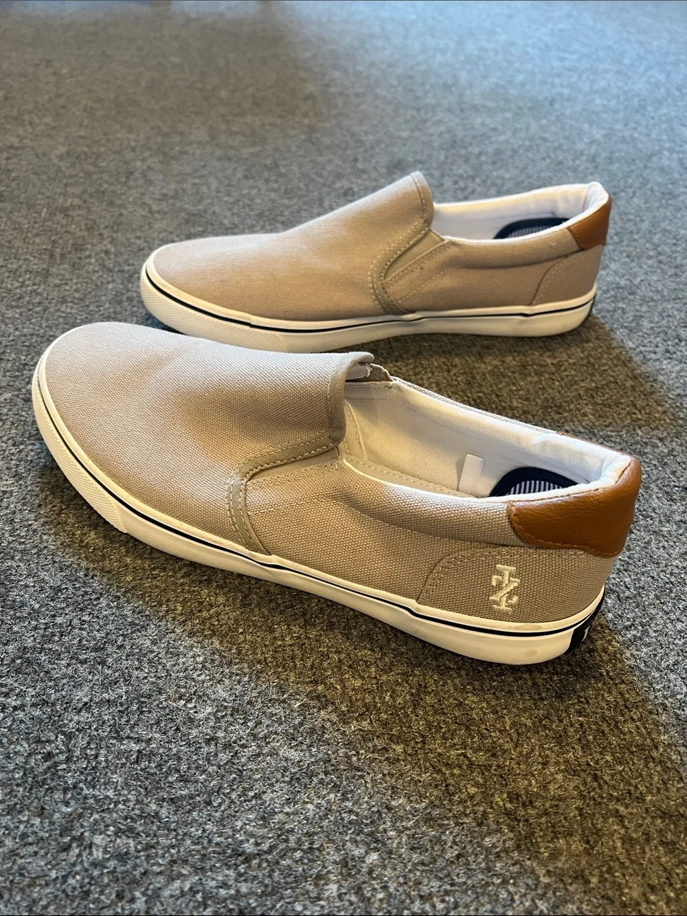 Izod Men’s Slip-On Canvas Loafers in Gray